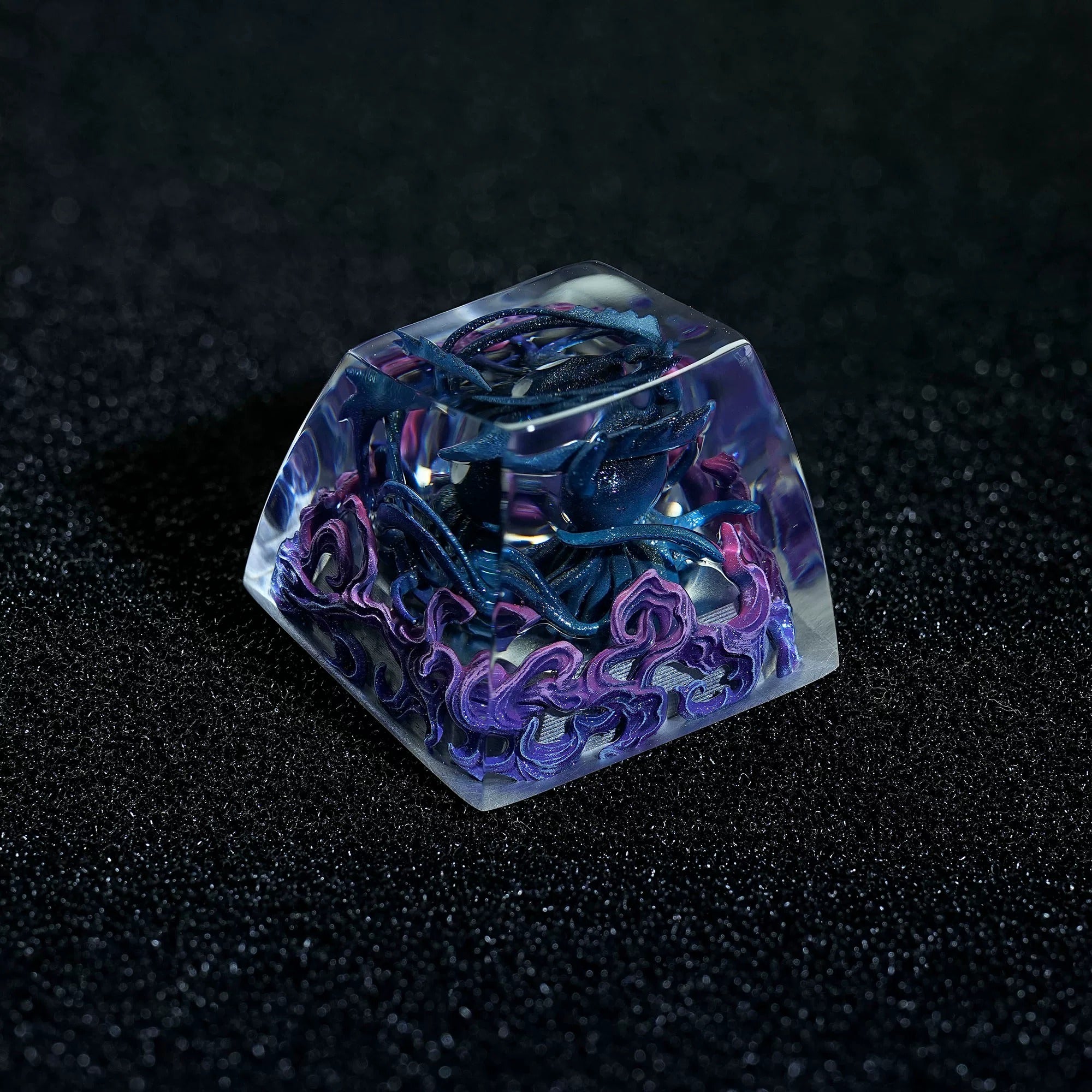 Hollow Knight Void Knight Personalized Transparent Crystal Resin Personalized Keycaps, Mechanical Keyboard Creative Decorative Keycaps Artissankeycaps