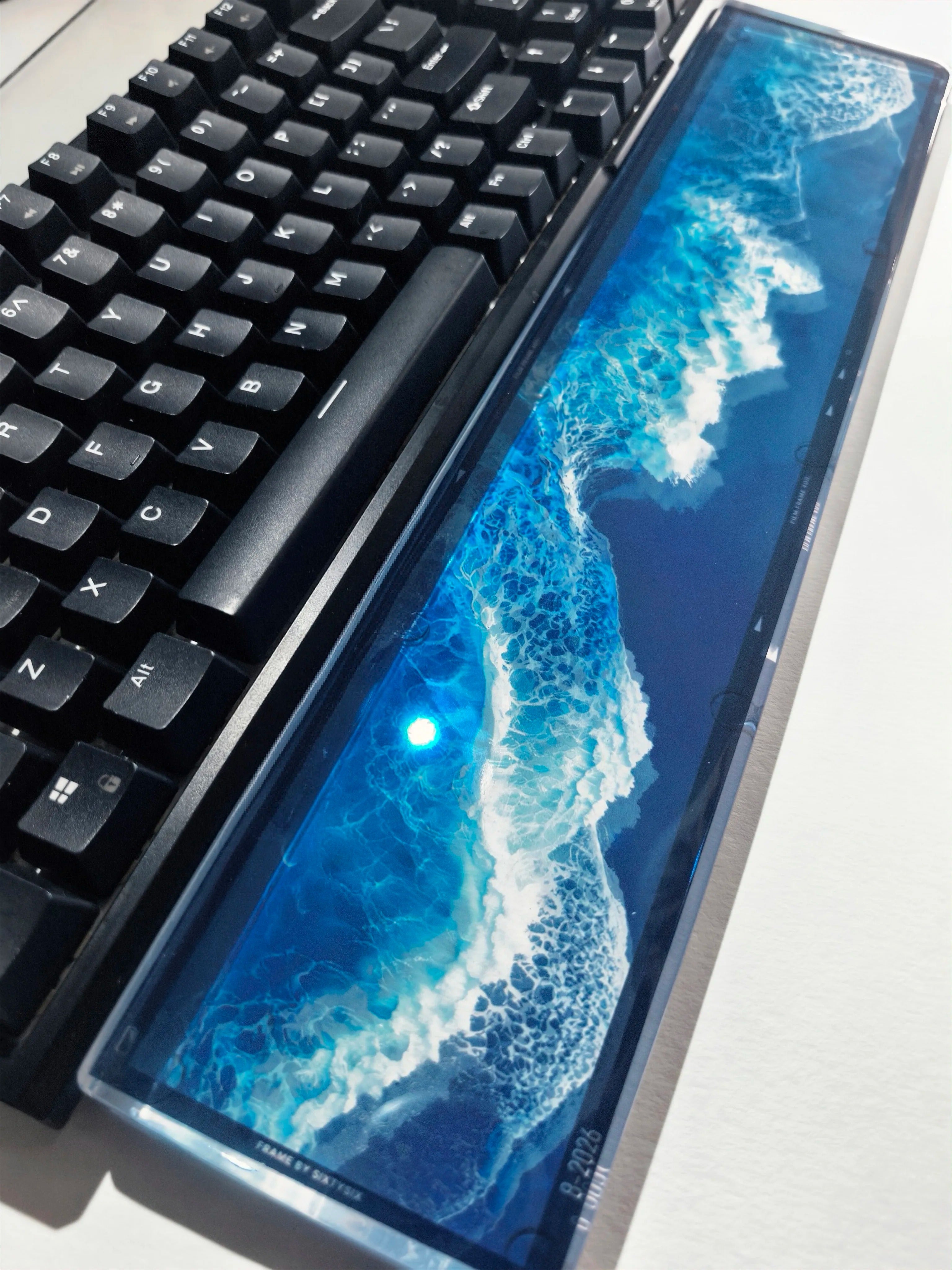Multiple image options, film style, creative customization mechanical keyboard hand support Palm Rest，wrist rest, Keyboard Peripheral Accessories