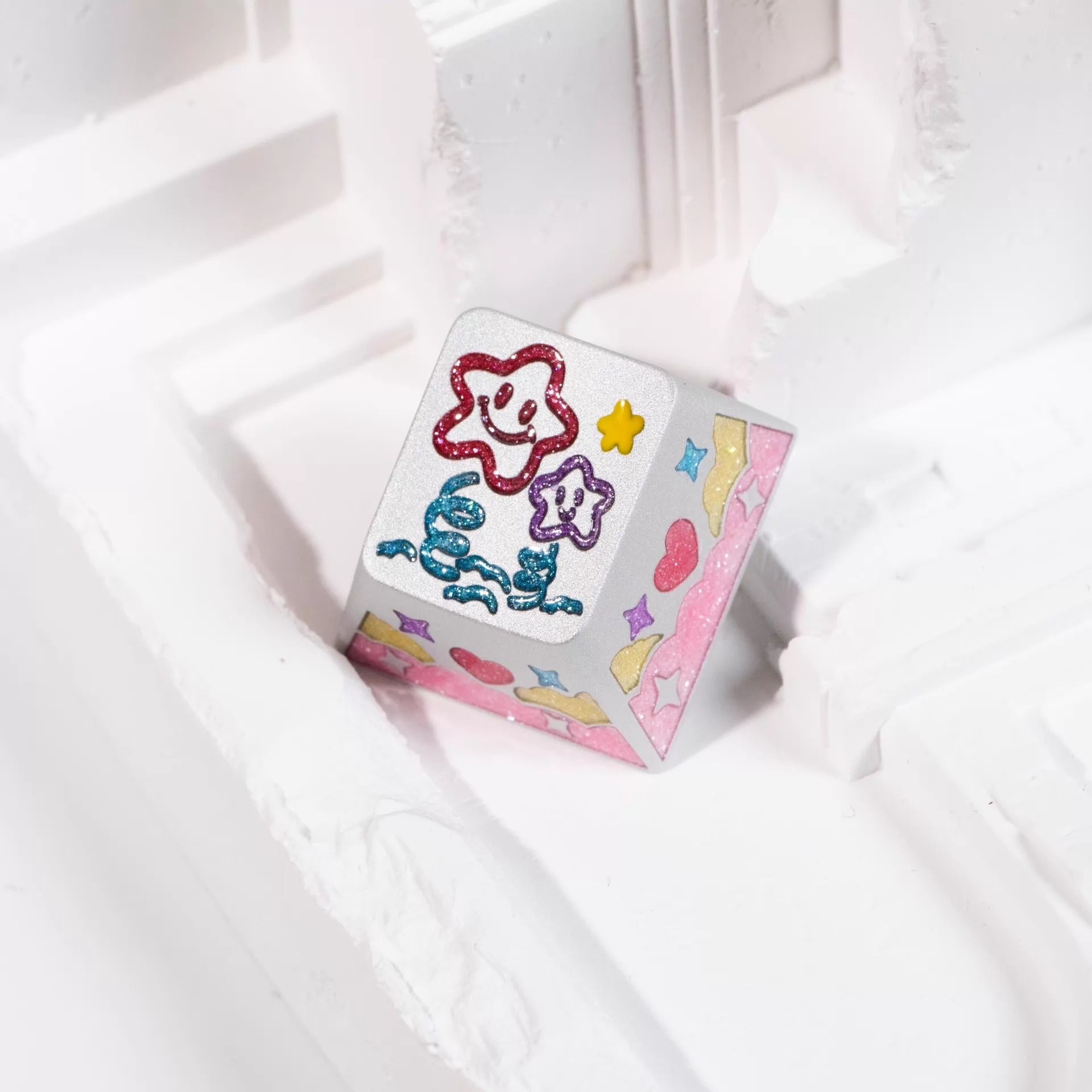 Cute weather theme, keycaps made of aluminum alloy material CNC integrated precision machining personalized keycaps, mechanical keyboard decorative keycaps