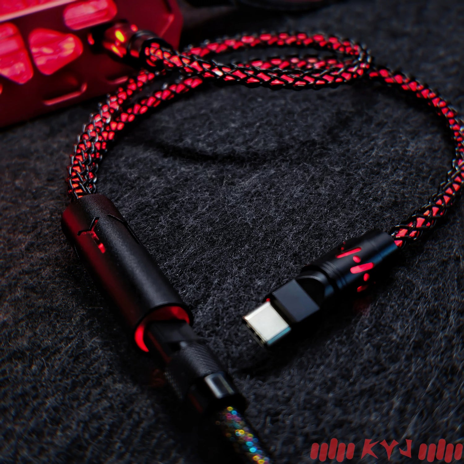 Separate one to two aviation plug data cable, dual 8K return rate single crystal copper mechanical custom manual data cable