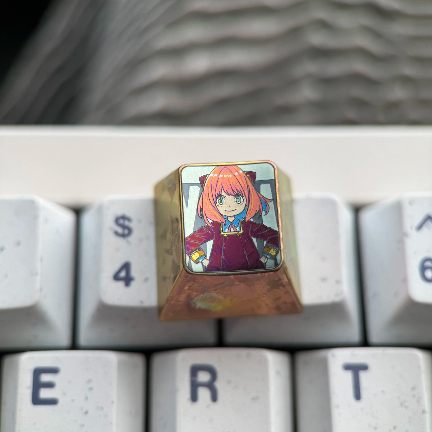 SPY × FAMILY Theme 1 U titanium alloy personalized keycaps, anime and game cultural creative keycaps, mechanical keyboard decorative keycaps