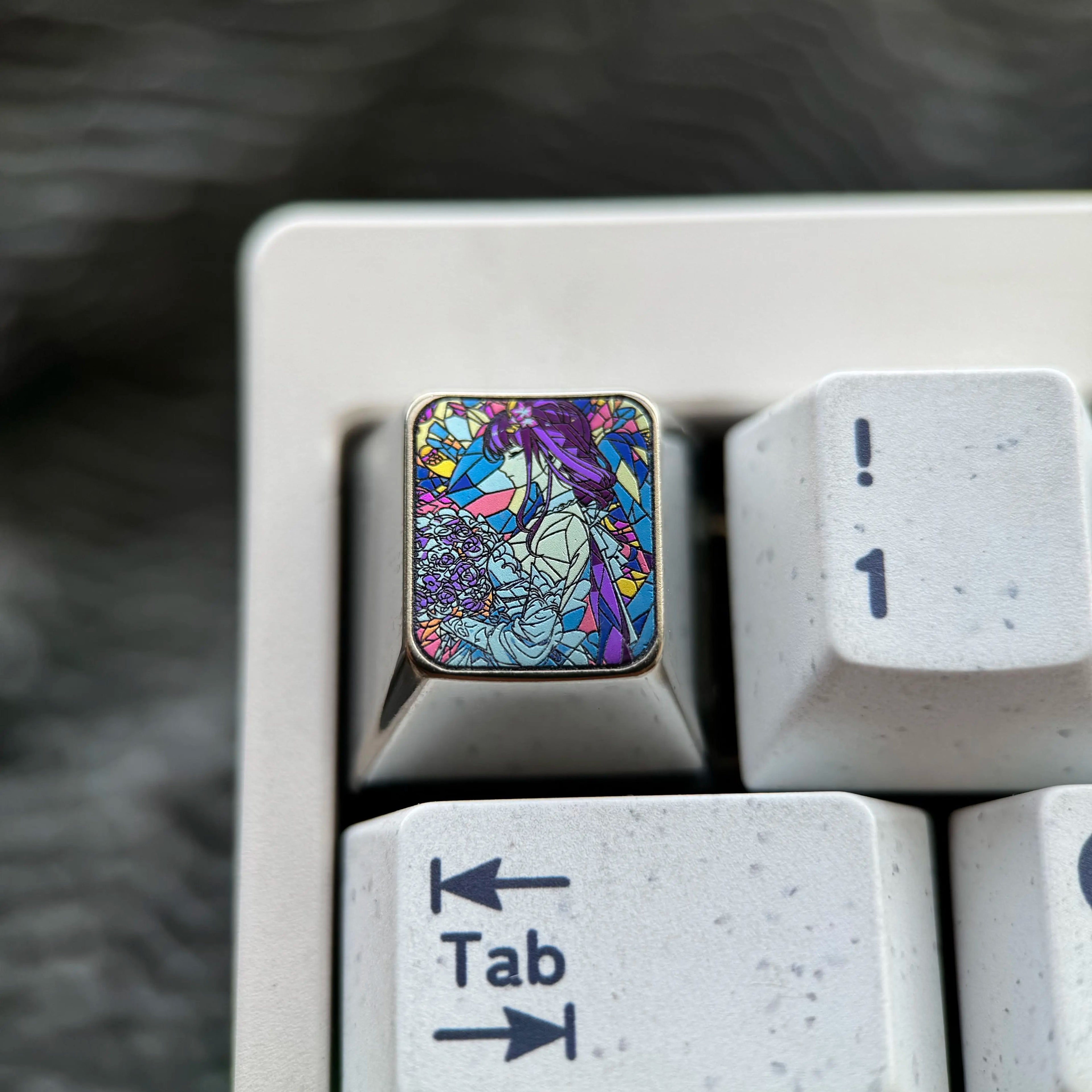 Genshin Impact, Raiden Shogun Color Broken Glass Theme, 1U Titanium Alloy Personalized Keycaps, Anime Game Culture Creative Mechanical Keyboard Decorative Keycaps