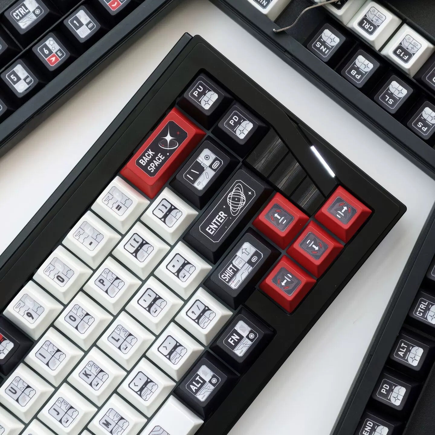Star Trek Theme Design Keycaps Set, PBT Original Factory Height, PBT material personalized keycaps, mechanical keyboard replacement keycap set, Compatible with 61/64/68/75/84/87/104 Key Mechanical Keyboard Keycap Set