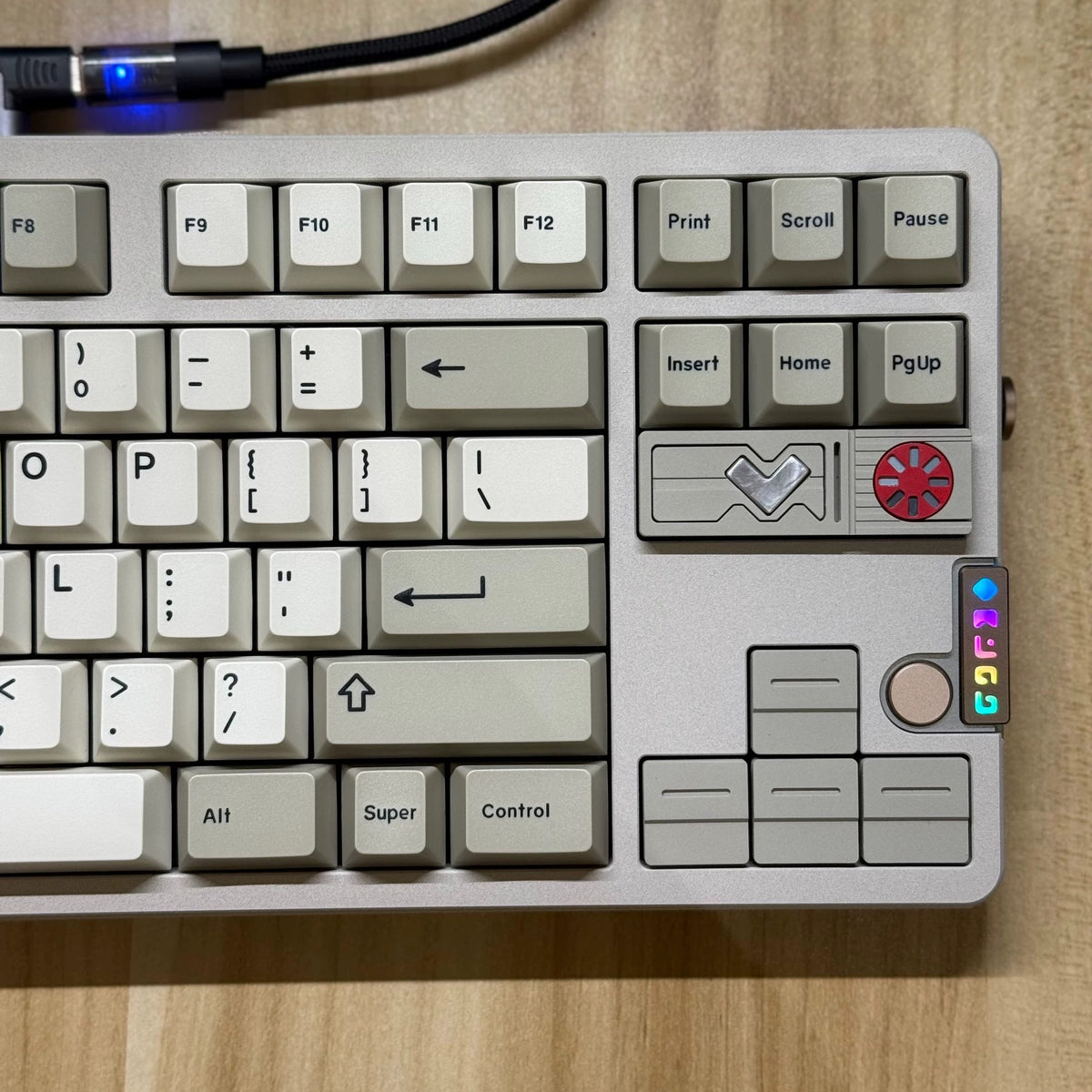 3U metal spray personalized keycaps, inline, rotatable 3U metal decorative keycaps, simple and personalized replacement creative keycaps