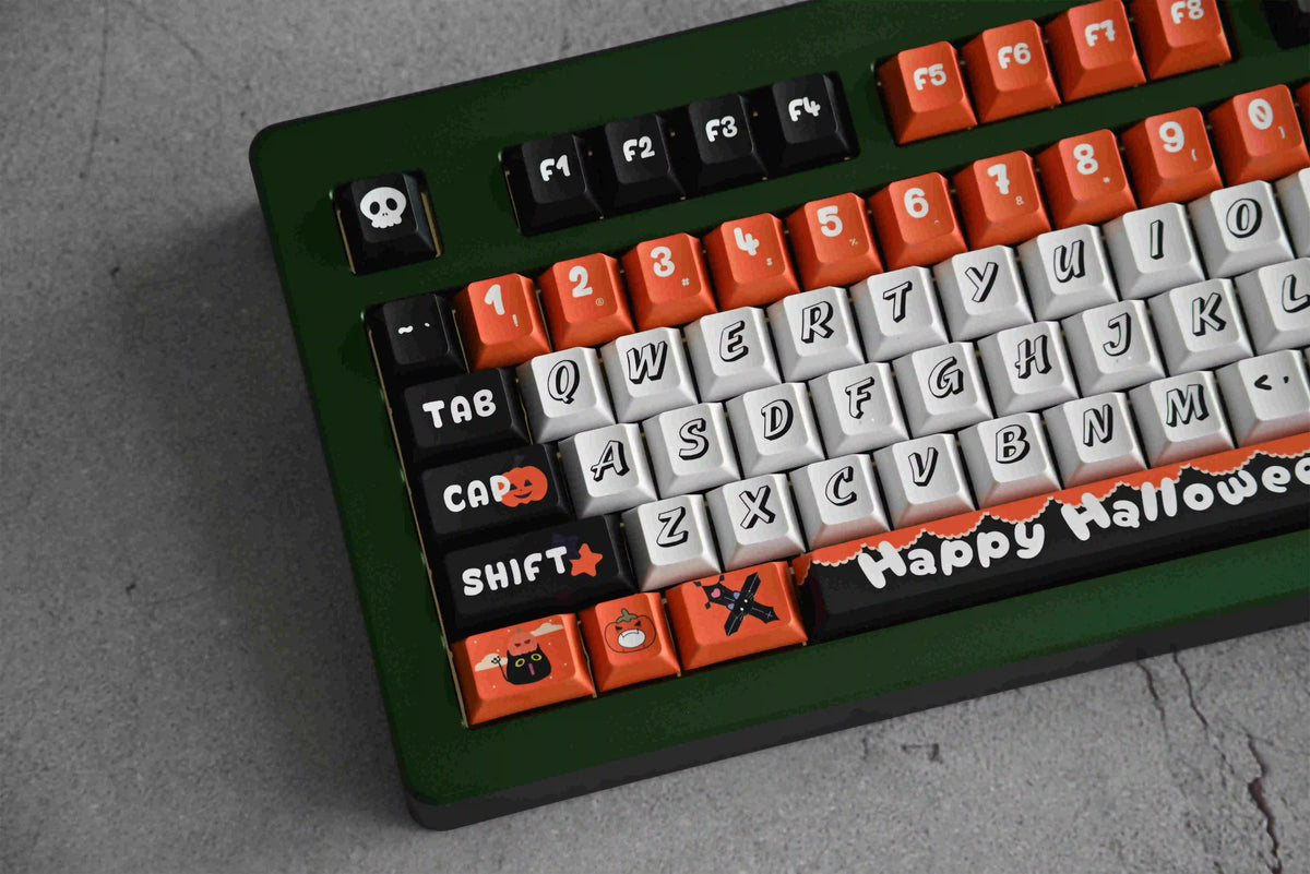 Halloween party theme, PBT material, sublimation, cartoon and funny Personalized keycap set, original factory height mechanical keyboard decorative keycap set，anime keycap set suitable for 61/64/68/75/84/87/104 Key Mechanical Keyboard