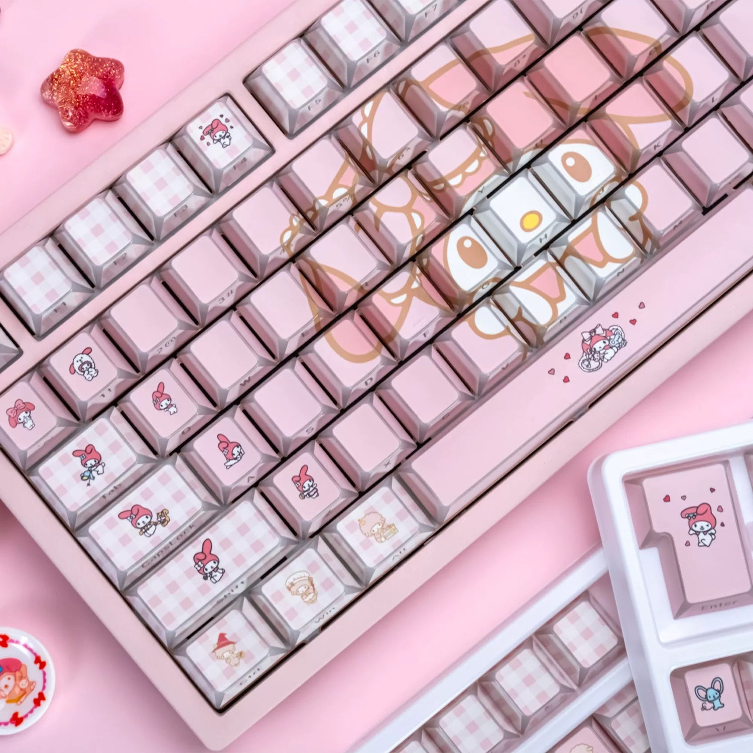 My Melody theme design personalized keycap set with folded edges, transparent side engraving, PBT material, heat sublimation process, original factory height mechanical keyboard decoration keycap set