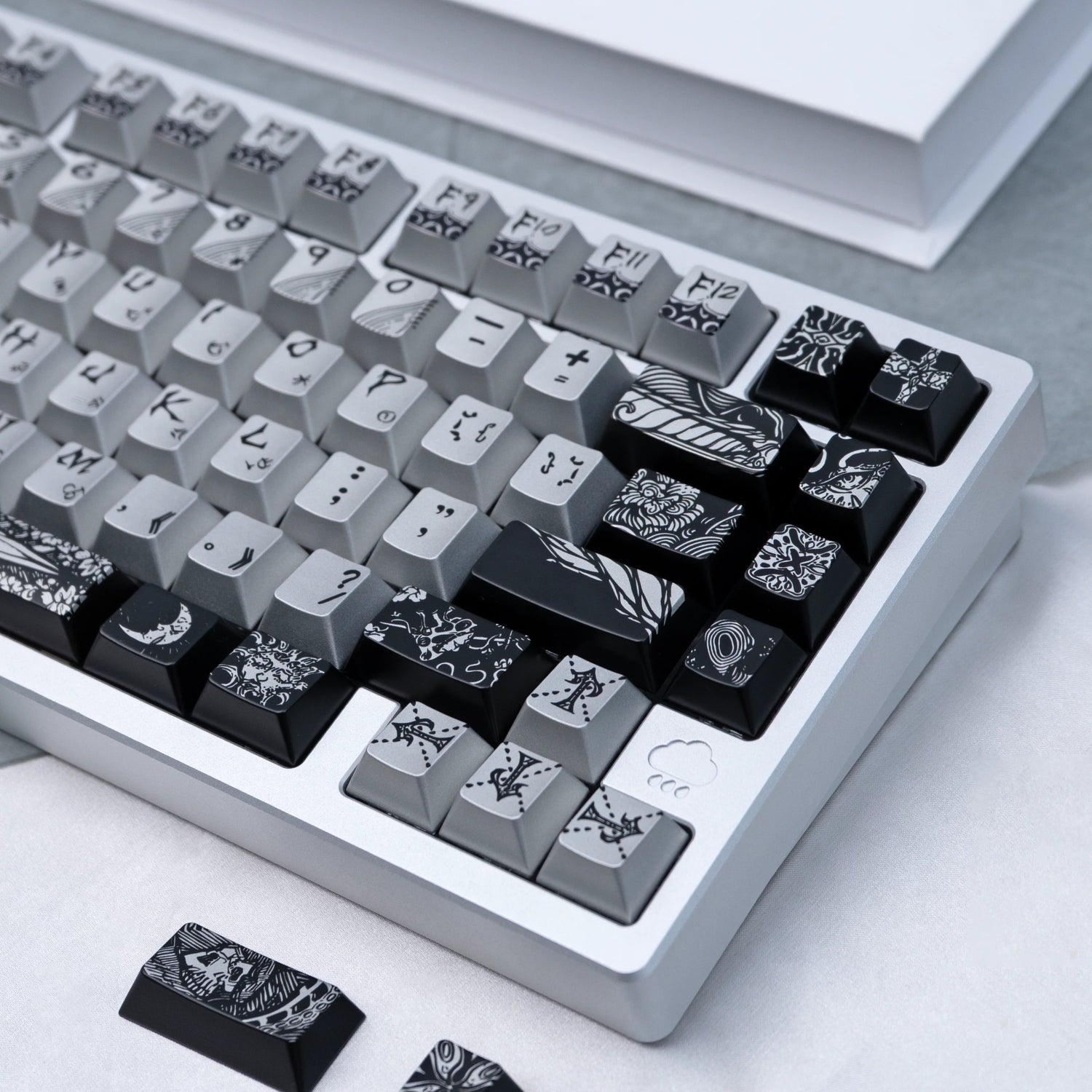 Fallen angel themed design, metallic matte texture PBT material personalized keycap set,  cultural creative decoration keycap set, compatible with 61/64/68/75/84/87/104 mechanical keyboard