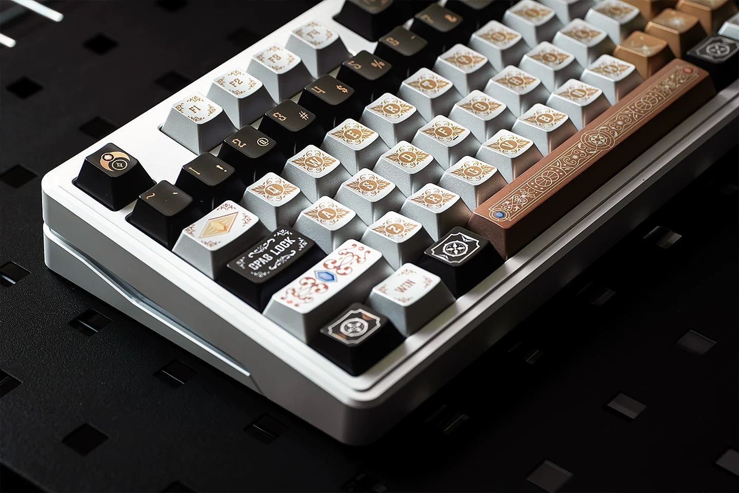Metallic paint texture gilded design art keycaps, custom set personalized keycap series，PBT material, Original factory height, compatible with 61/64/68/75/84/87/104 mechanical keyboard keycap set