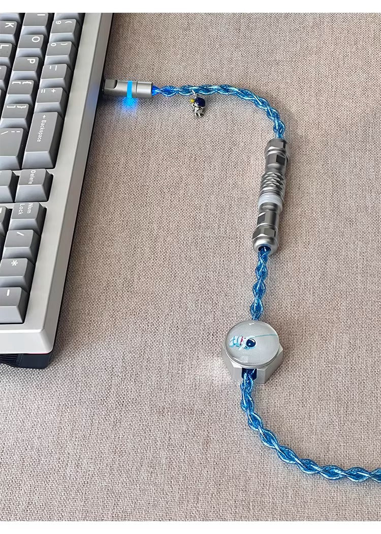 Astronaut theme 1.7m single crystal copper four strand aviation plug customized handmade wire Type-C plug with luminous