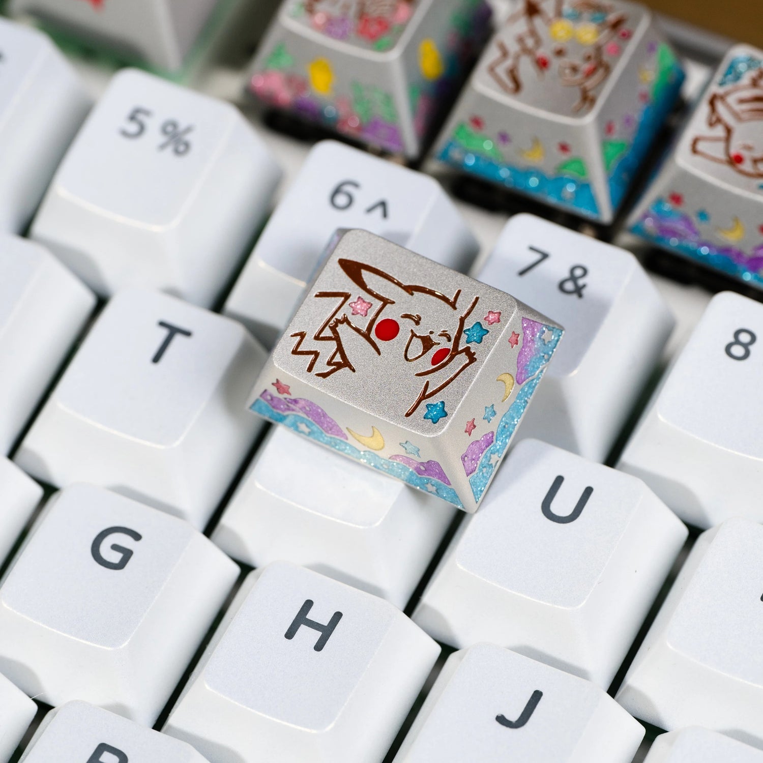 Pok é mon series, Pikachu themed design, keycaps made of aluminum alloy material CNC integrated precision machining personalized keycaps, mechanical keyboard decorative keycaps