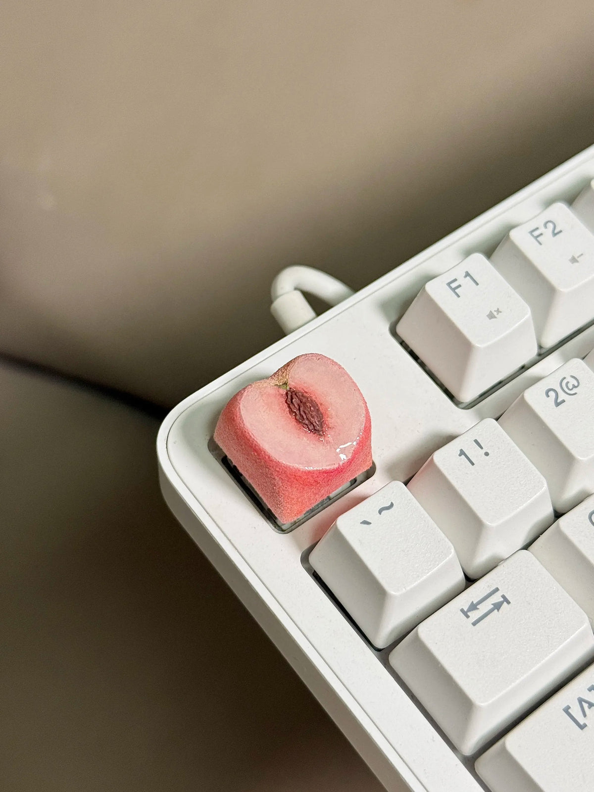 Simulated fruit series keycaps, handmade personalized keycaps made of soft clay material, mechanical keyboard creatively decorated keycaps