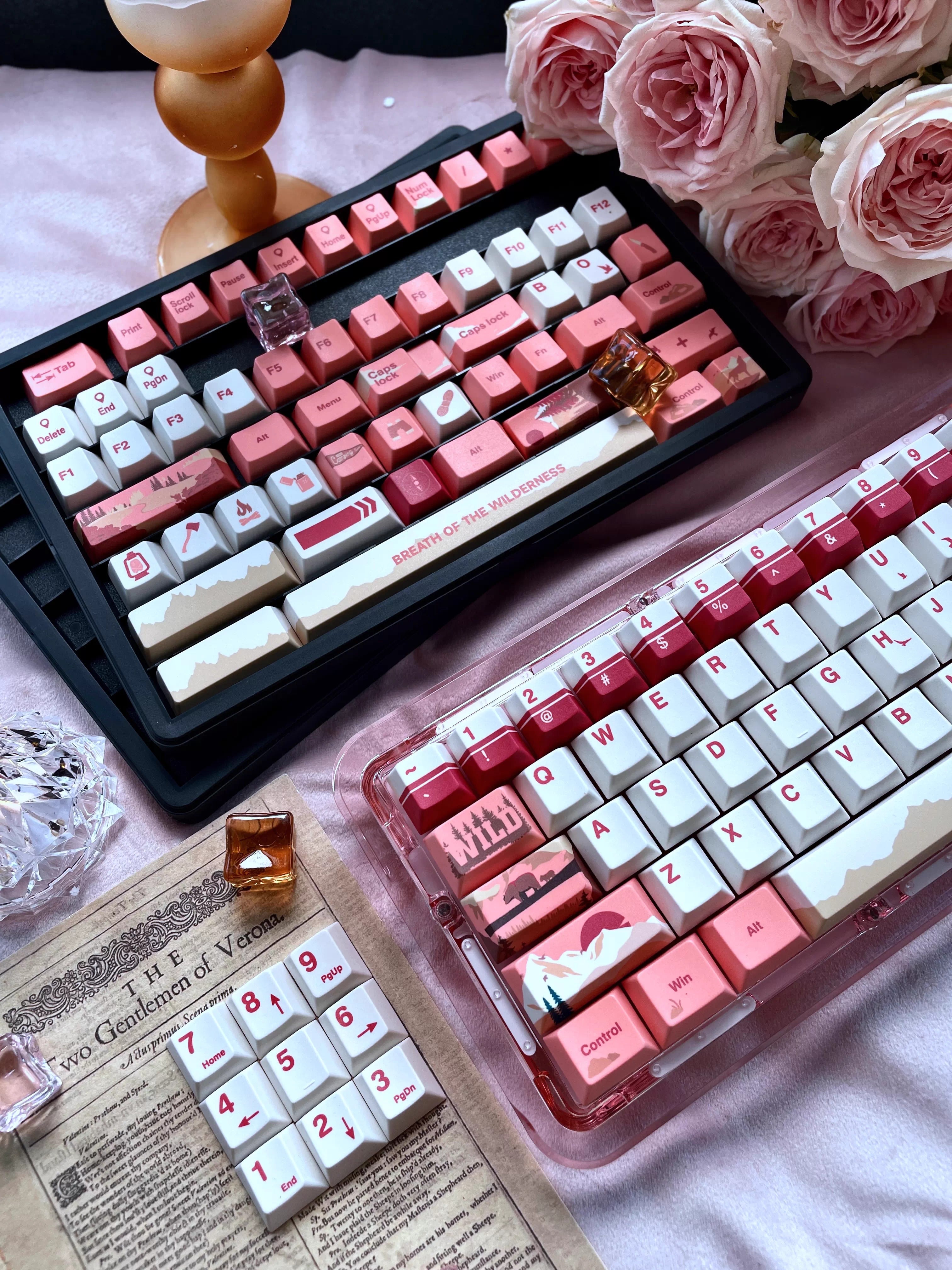 Personalized keycap set with Twilight Wilderness theme, featuring a red main tone and original high PBT material for personalized customization of mechanical keyboard keycaps