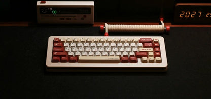 Nishikigi Chisato, Lycoris Recoil Theme PBT material personalized key cap set, animation game culture creative decoration key cap set, compatible with 61/64/68/75/84/87/104 key mechanical keyboard