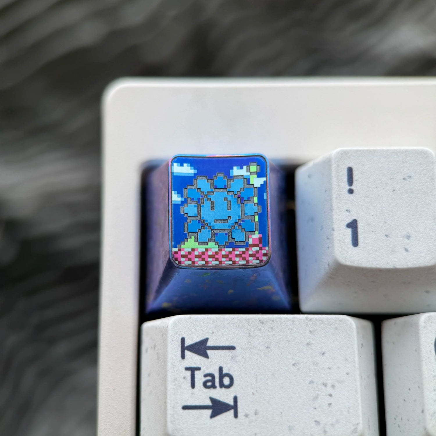 Sunflower, Sunflower series 14 models to choose from, 1U titanium alloy personalized keycaps, fashionable and trendy items, mechanical keyboard artistic decorative keycaps.