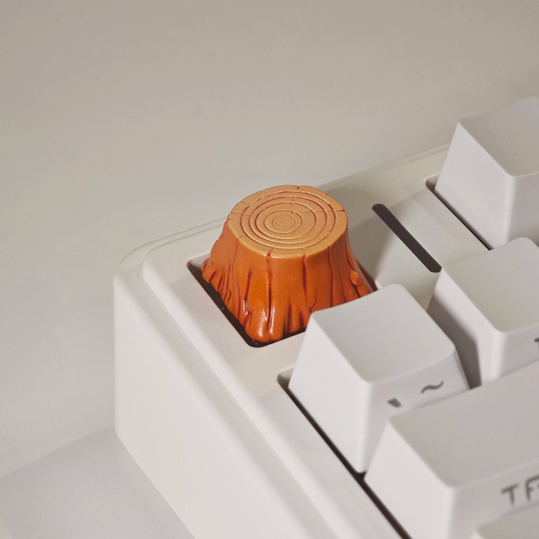 Cartoon tree stump resin coated personalized keycaps, comic style artisankeycaps, mechanical keyboard decorative keycaps