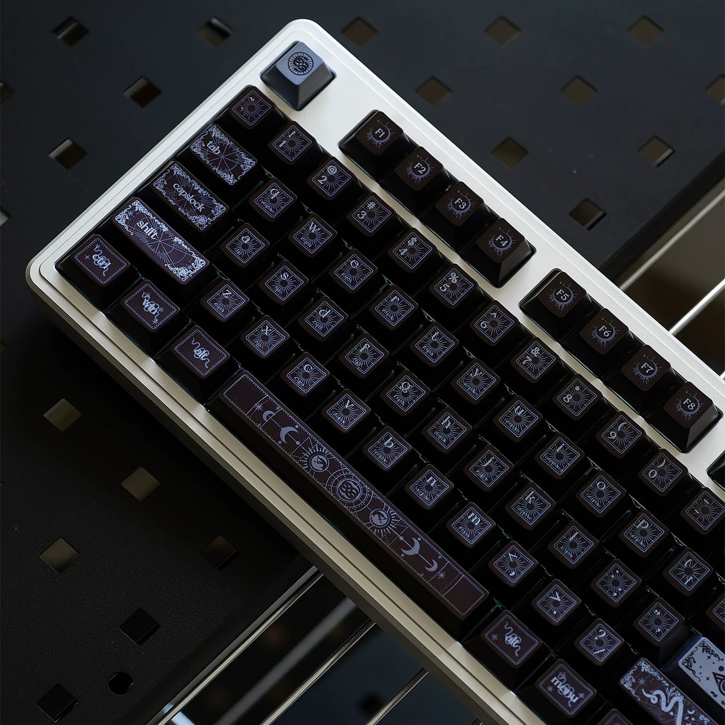 Original design set of dynamic snake theme keycaps, made of PBT material, highly personalized keycap set from the original factory, suitable for 61/64/68/75/84/87/104 key mechanical keyboards in anime and games