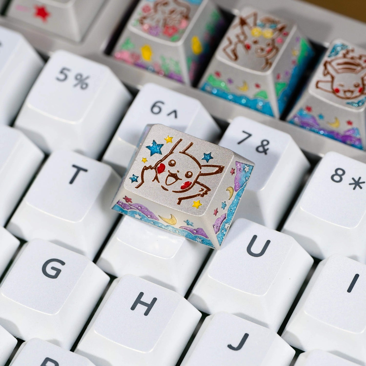 Pok é mon series, Pikachu themed design, keycaps made of aluminum alloy material CNC integrated precision machining personalized keycaps, mechanical keyboard decorative keycaps