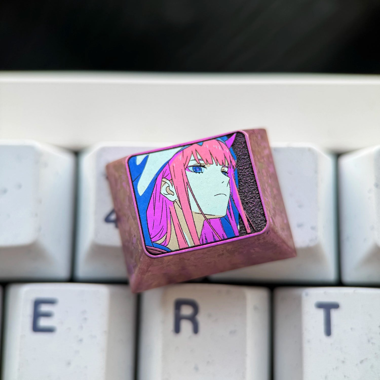 DARLING in the FRANXX  02， Titanium alloy personalized keycap set, anime and game culture creative metal carving decorative keycap set