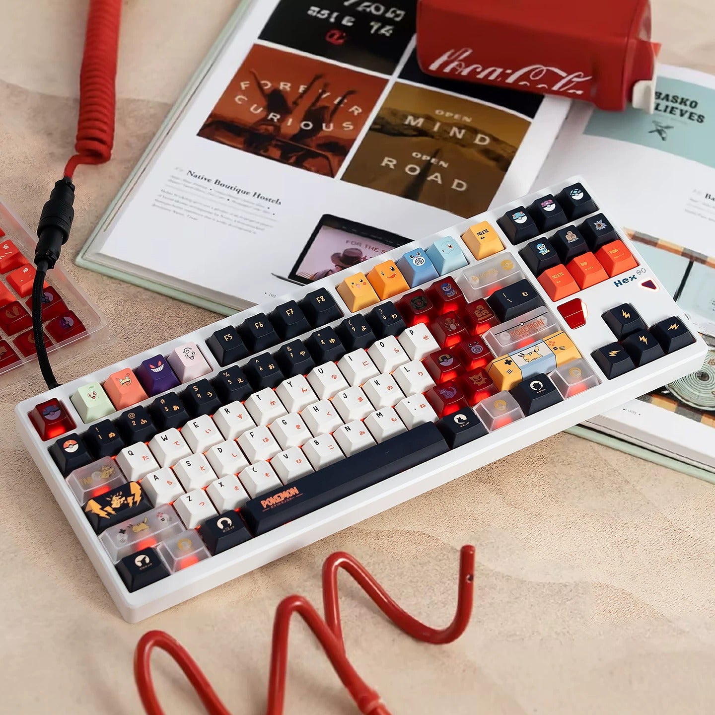 Pikachu themed keycap set, mechanical keycap PBT material material personalized keycap set, Animated cartoon keycaps, compatible with 61/64/68/75/84/87/104 mechanical keyboard replacement keycap