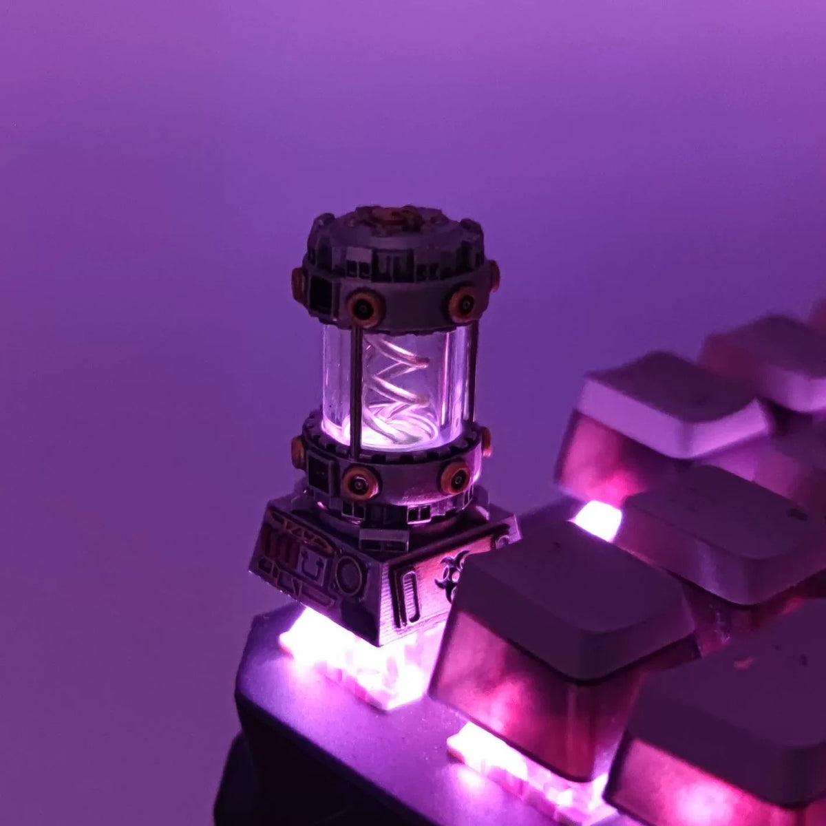 Resident Evil themed resin coated bio gene spiral personalized keycaps, mechanical keyboard decorative keycaps