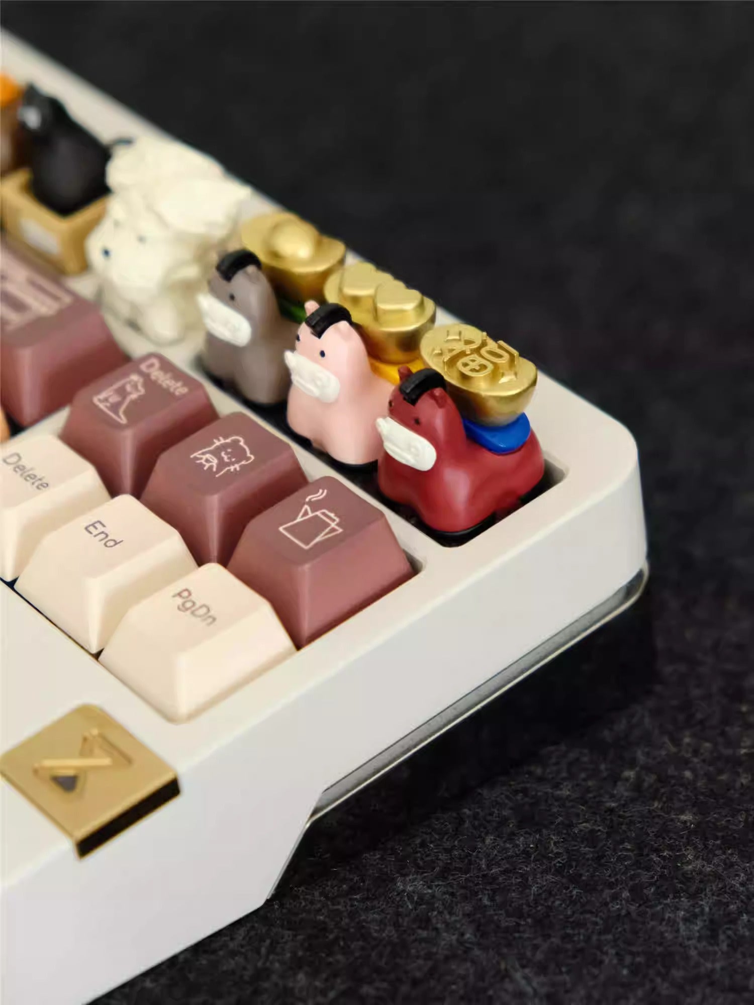 Chinese New Year, Year of the Horse, auspicious symbolism. Small horse shaped painted personalized keycaps, keyboard decorated keycaps