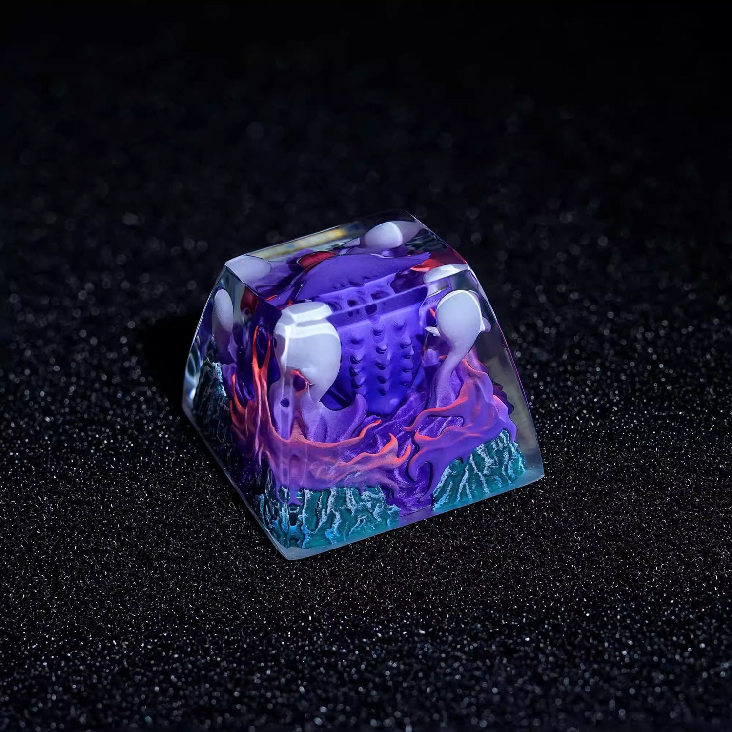 Gengar crystal resin personalized keycaps, anime and game culture creative decorative keycaps, mechanical keyboard creative art keycaps