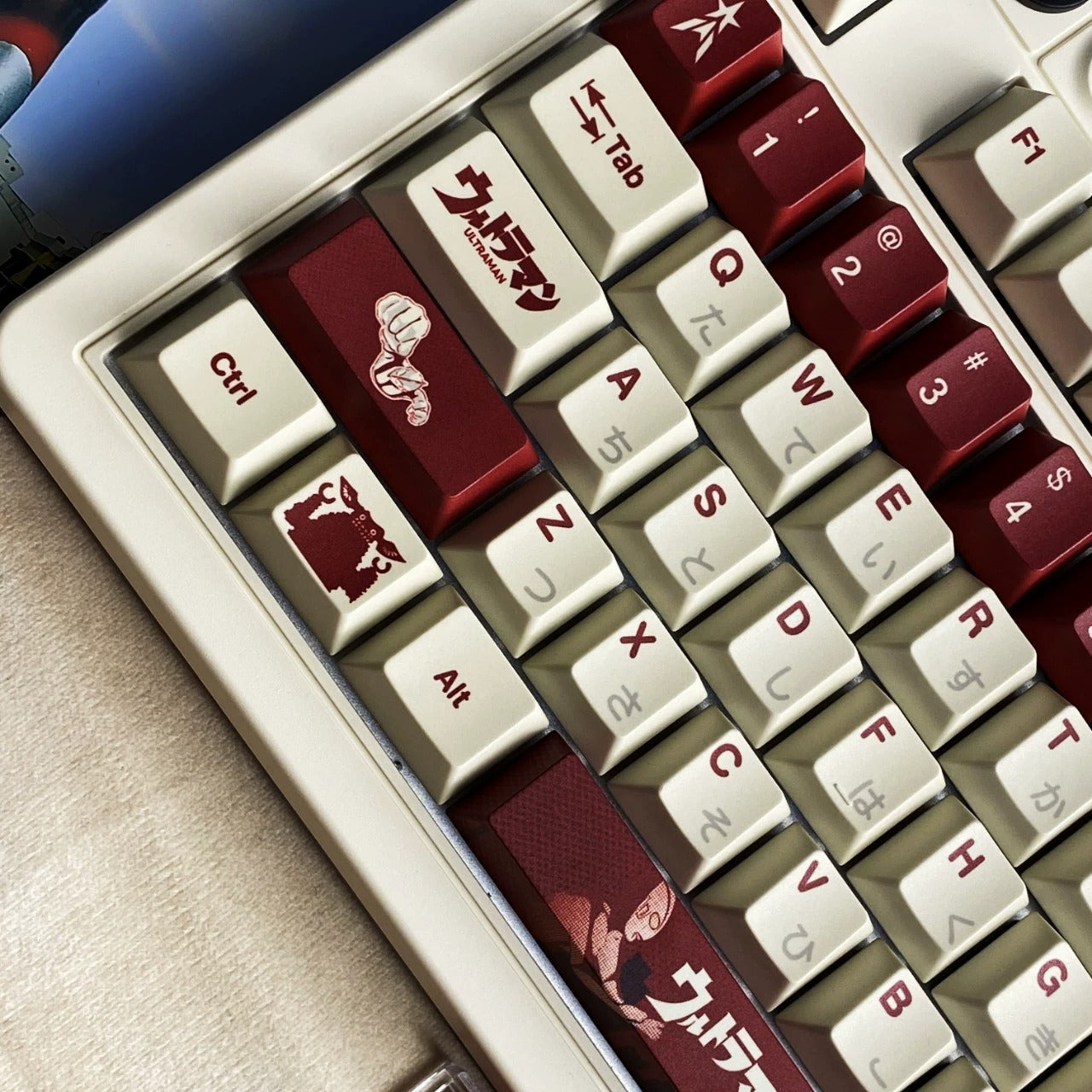 Ultraman series, first generation Ultraman themed personalized keycap set, available in red/black, PBT material original factory highly personalized keycap set, anime and game themed keycaps, suitable for 61/64/68/75/84/87/104 key mechanical keyboards.