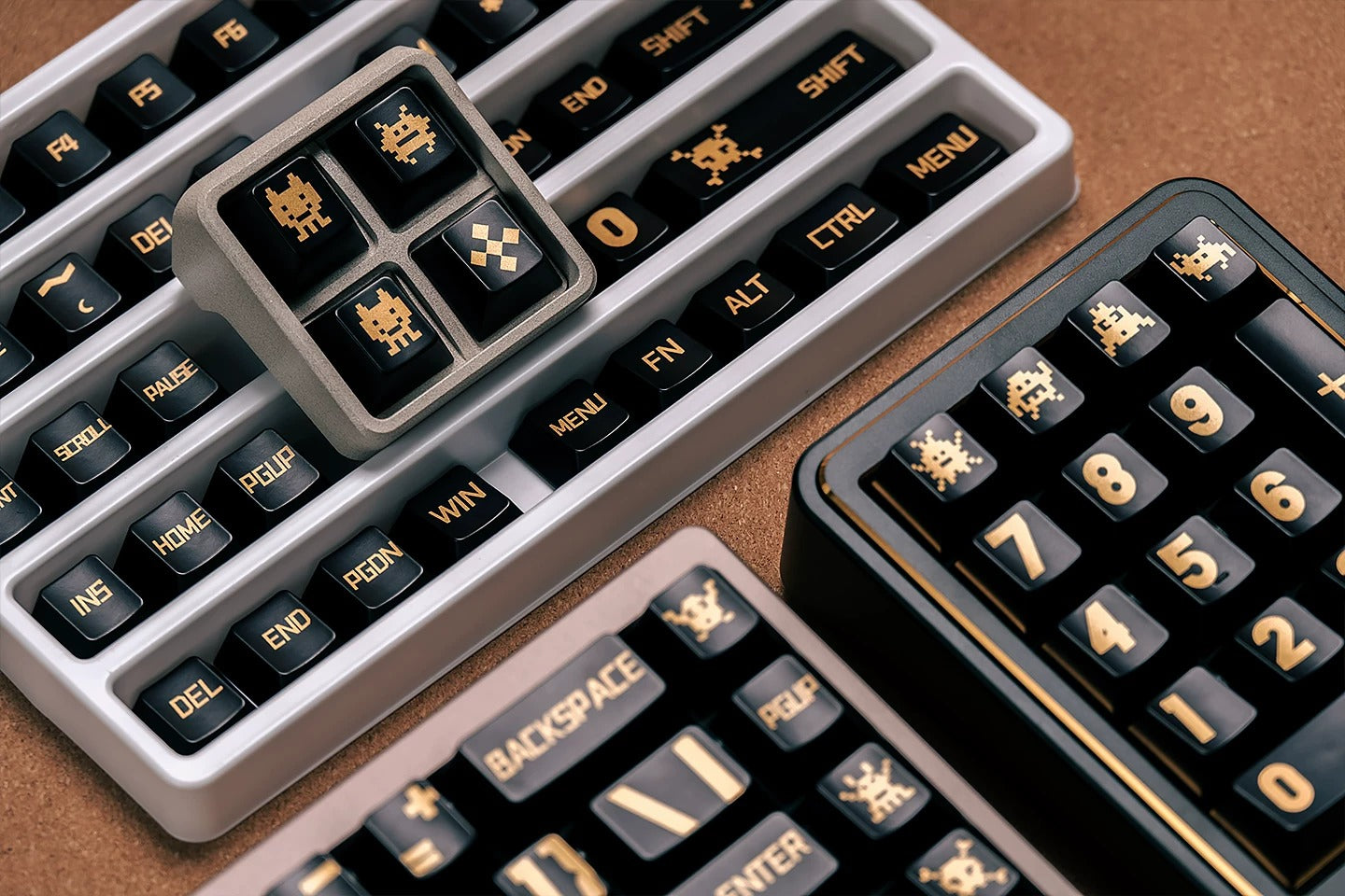 Black gold large font minimalist design, custom set personalized keycap series，PBT material, Original factory height, compatible with 61/64/68/75/84/87/104 mechanical keyboard keycap set
