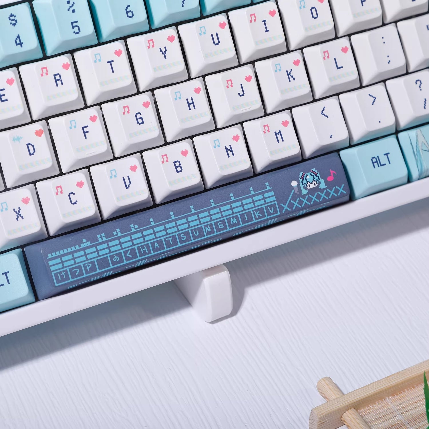 Hatsune Miku Theme PBT Material Hot Sublimation Process Personalized Keycap Set, Animation Music Theme Decoration Keycap Set
