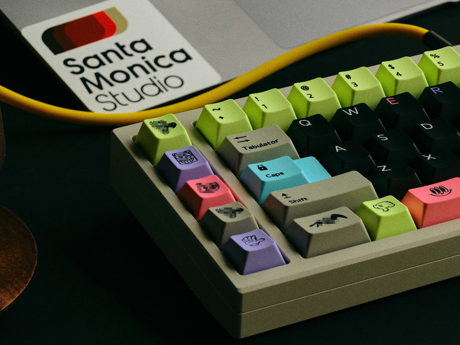 Kill The Rubber themed keycap set, mechanical keycap PBT material material personalized keycap set, compatible with 61/64/68/75/84/87/104 mechanical keyboard replacement keycap