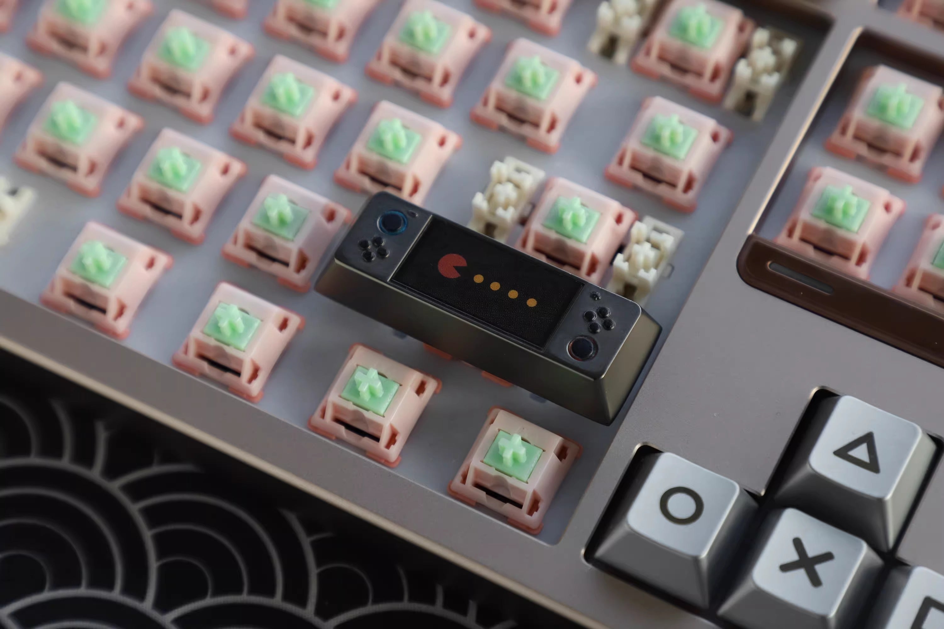 Nintendo Switch design, 2.75U metal personalized keycaps, game console creative art decorative keycaps