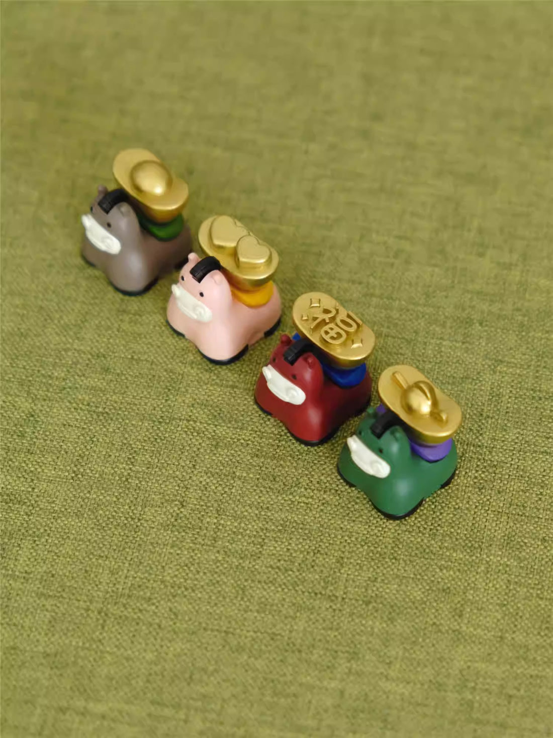 Chinese New Year, Year of the Horse, auspicious symbolism. Small horse shaped painted personalized keycaps, keyboard decorated keycaps