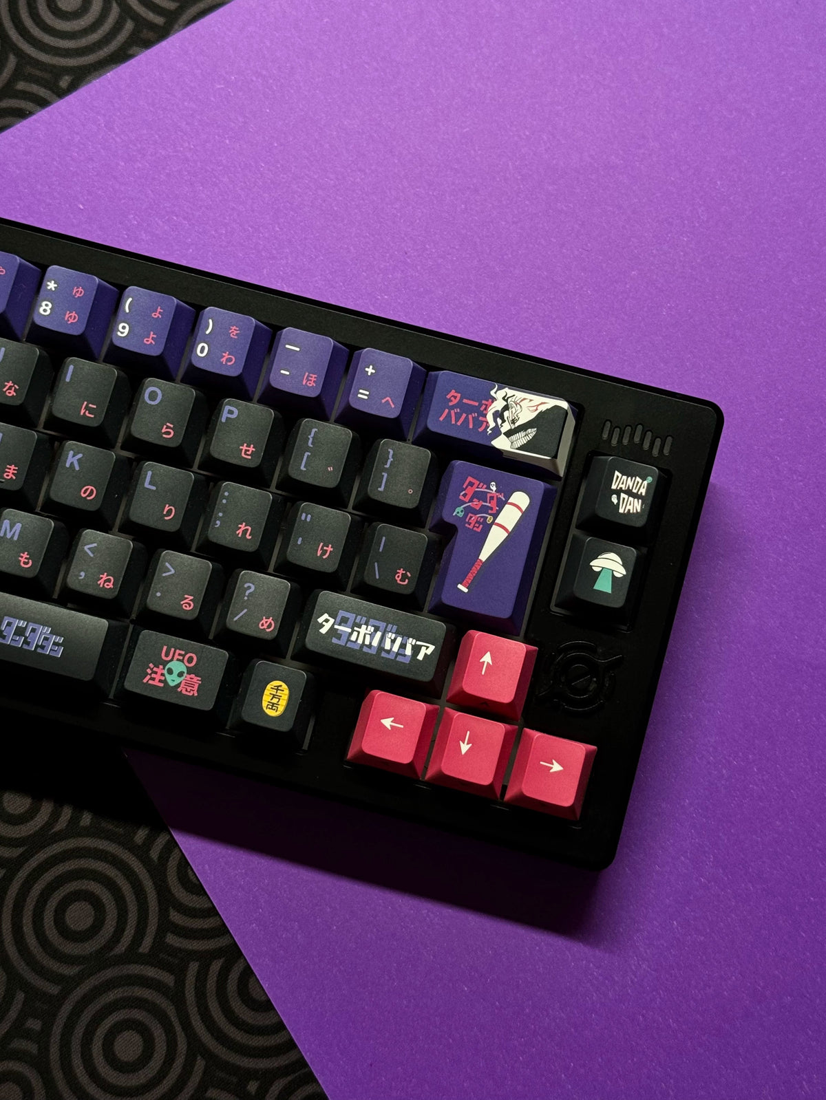 DAN DA DAN Theme Design Creative Keycaps, PBT material personalized key cap set, animation game culture creative decoration key cap set, compatible with 61/64/68/75/84/87/104 key mechanical keyboard