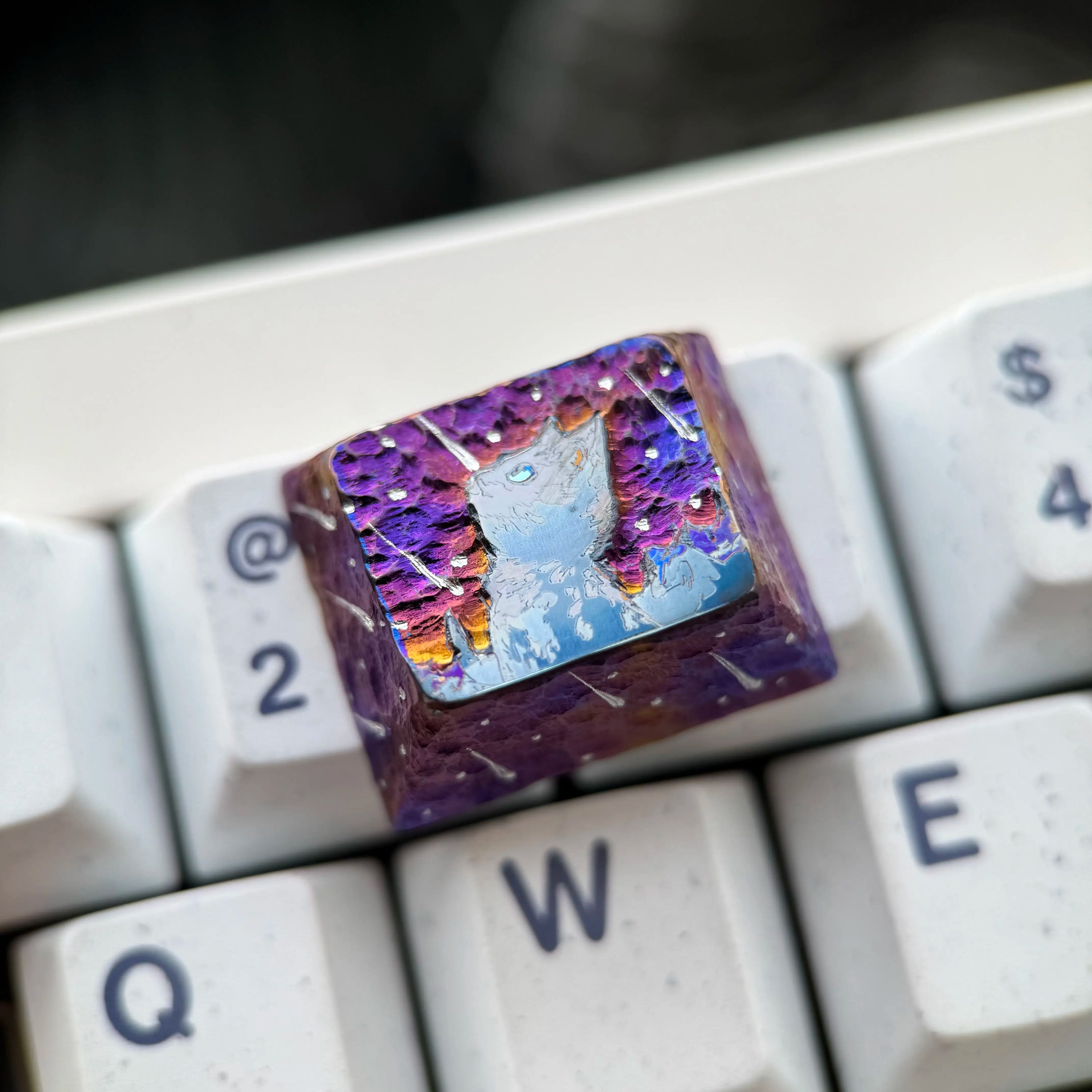 Starry Sky Cat Series, Purple Starry Sky Meteor Theme Titanium Alloy Hand Carved Titanium Alloy Personalized Keycaps, Fairy Tale Creative Decorative Keycaps Metal Art Keycaps