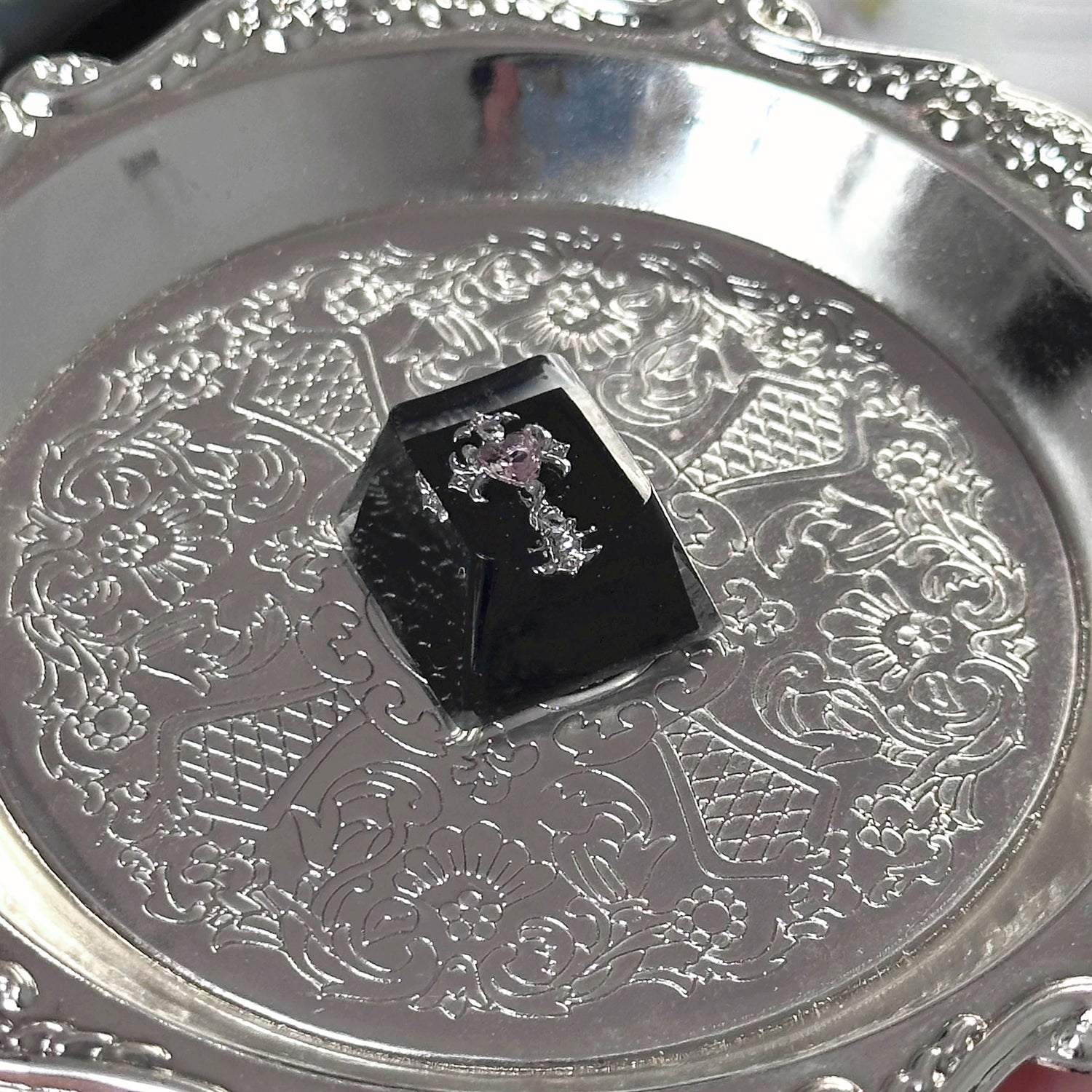 CH, Crystal drops of glue series, trendy fashion items, personalized keycaps, handmade keycaps
