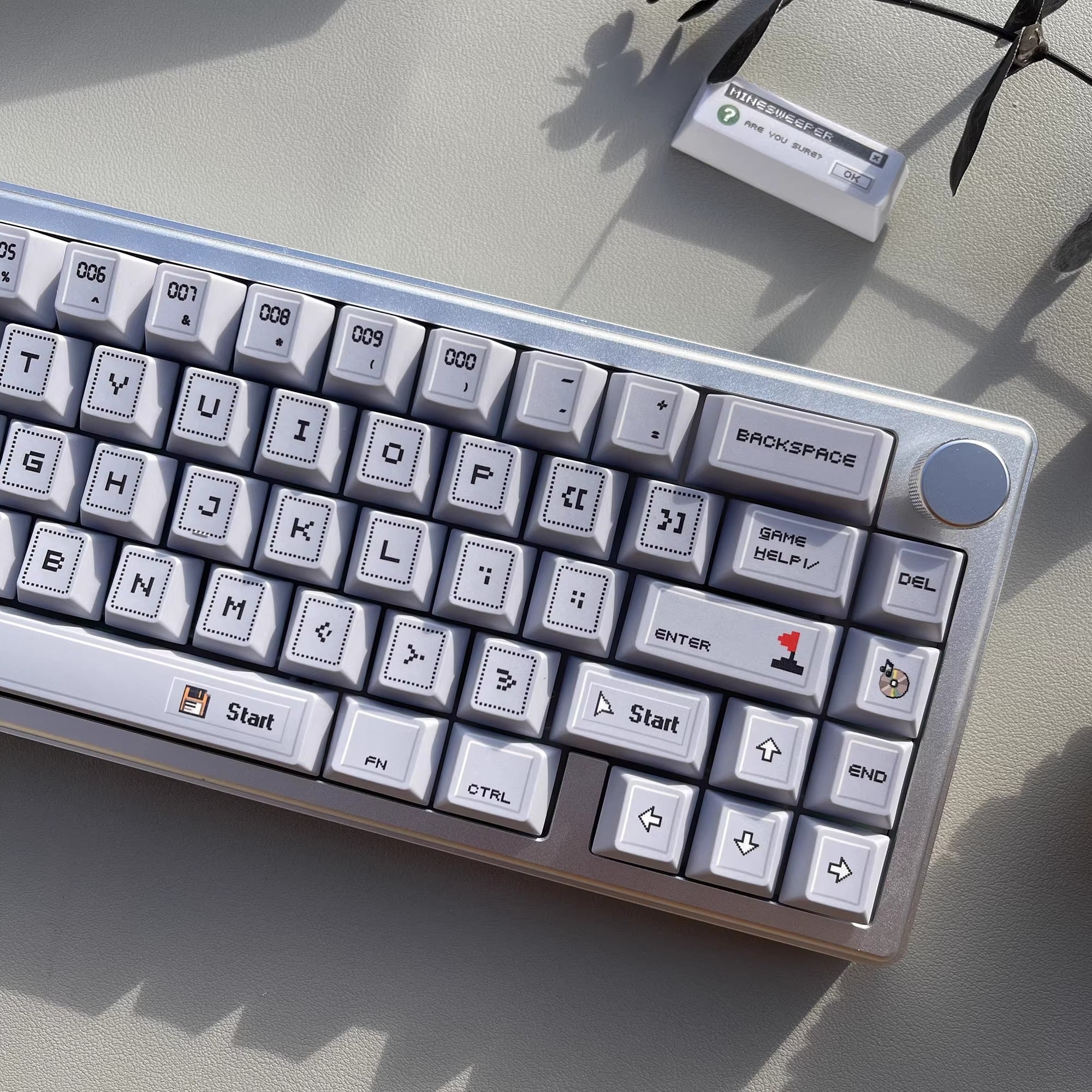 Minesweeper themed design keycap original factory height pbt five sided heat sublimation keycap original mechanical keyboard personalized keycap set