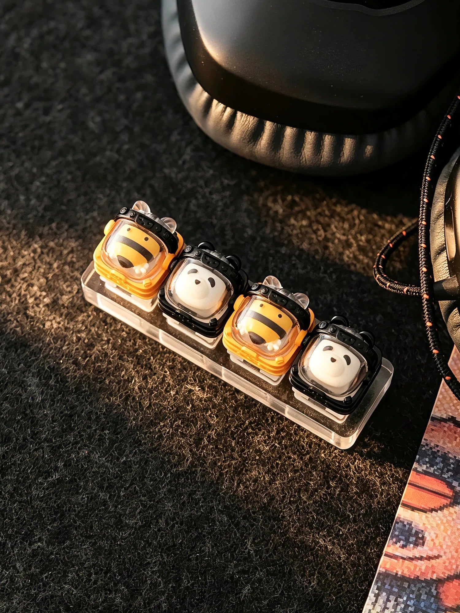Skeleton Space Man Machine Gun Soldier Personalized Keycaps, Original Design Resin Material Mechanical Keyboard Decorative Keycaps, Cartoon Art Keycaps