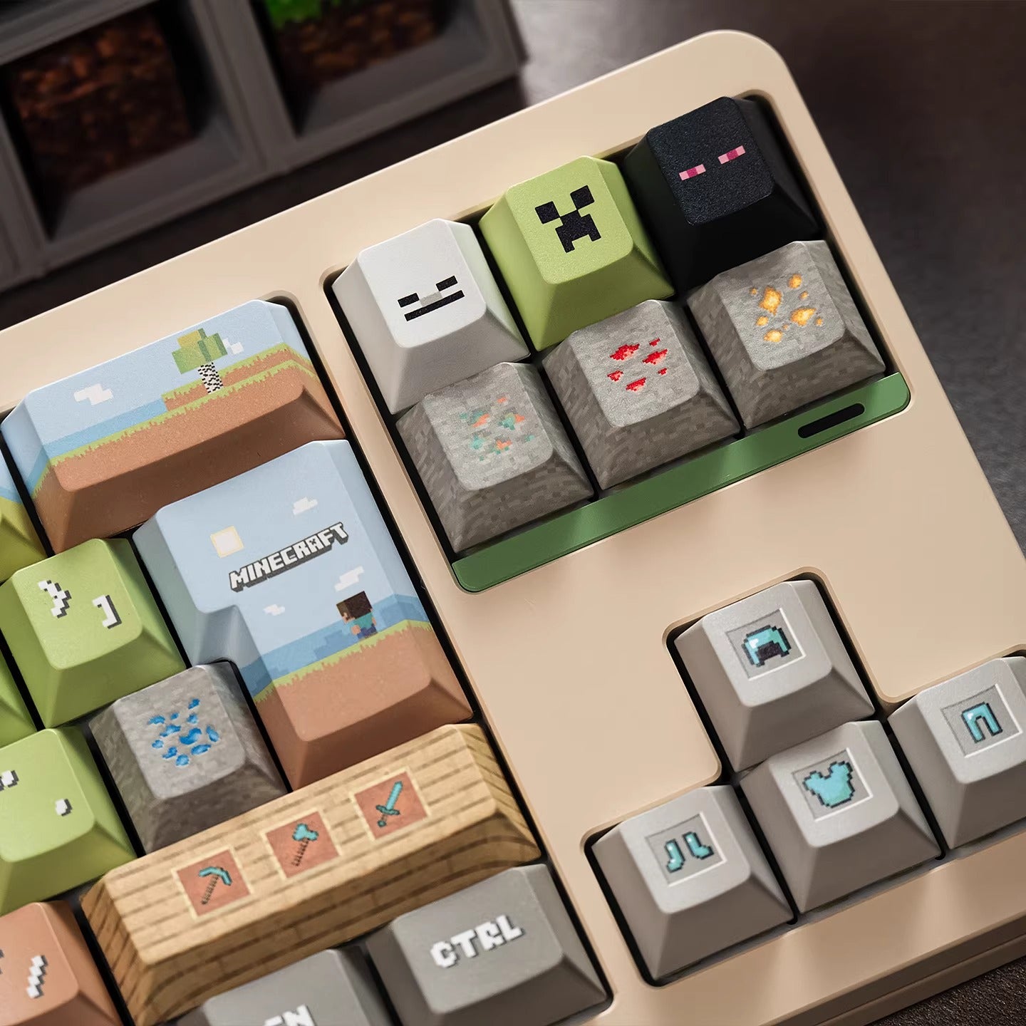 Minecraft theme design, R2 version, side engraved translucent characters/folded edges translucent side engraved keycaps, customized magnetic axis mechanical keyboard PBT thermal sublimation original factory highly personalized keycaps set