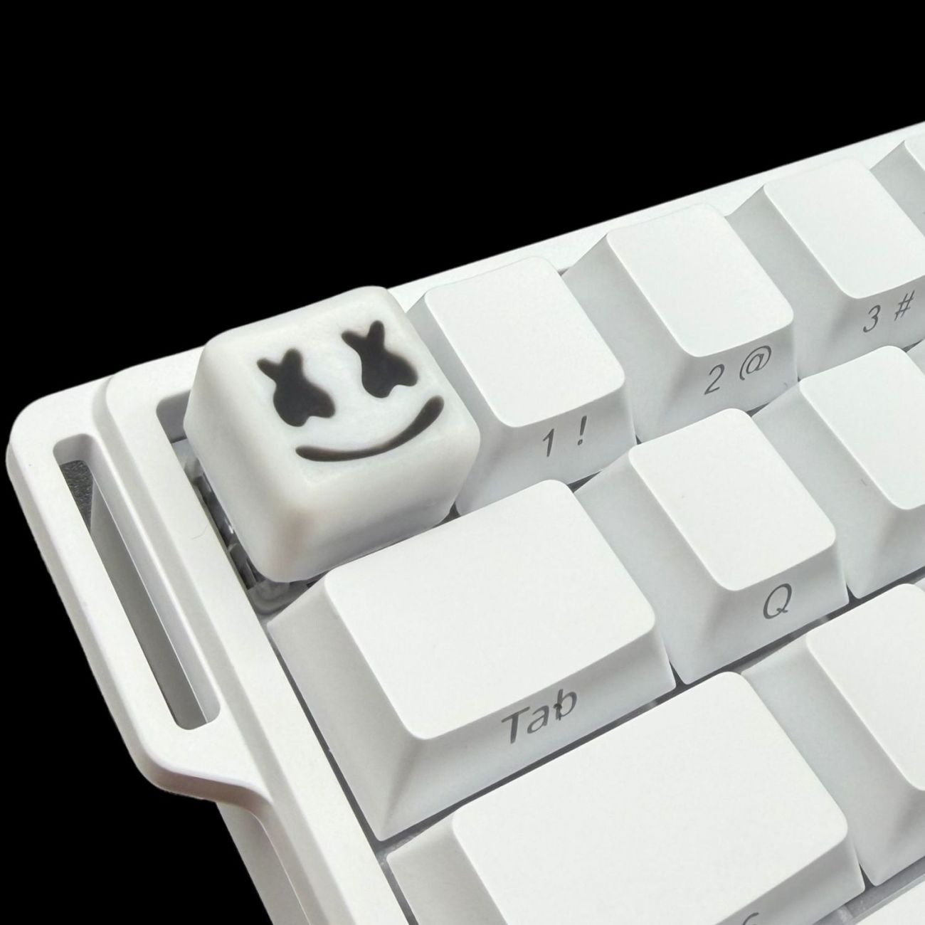 Marshmello marshmallows, personalized keycap customization, handmade creative gift, mechanical keyboard decoration keycaps, trendy cultural creative keycaps