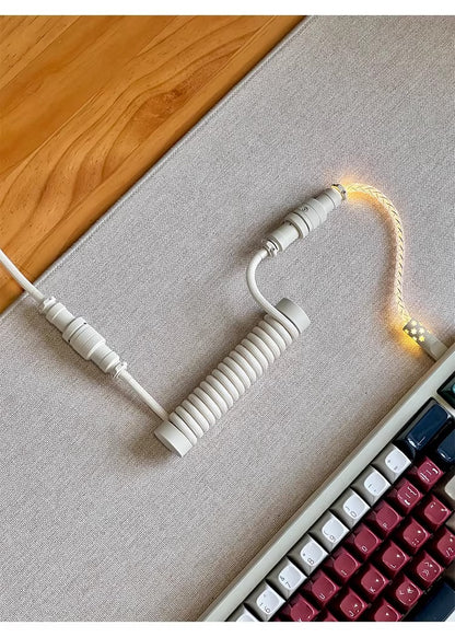 Three segment illuminated aviation plug cable customized keyboard cable 8k customized keyboard data cable