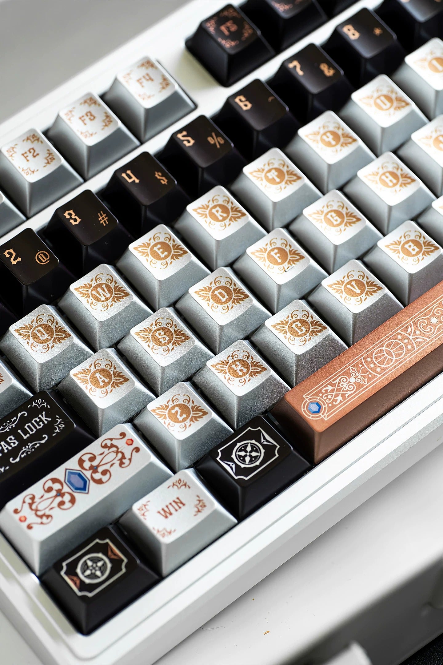 Metallic paint texture gilded design art keycaps, custom set personalized keycap series，PBT material, Original factory height, compatible with 61/64/68/75/84/87/104 mechanical keyboard keycap set
