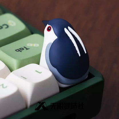 Nycticorax styling design, animal shaped multi-color resin personalized keycaps, simulated animal mechanical keyboard decorative keycaps