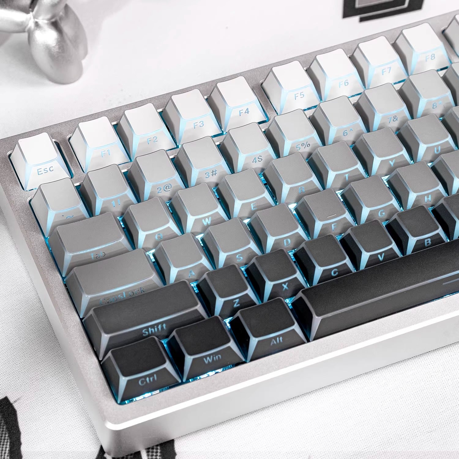Black/white/gray gradient folded edges, transparent side engraved keyboard keycaps, customized PBT two-color injection molding