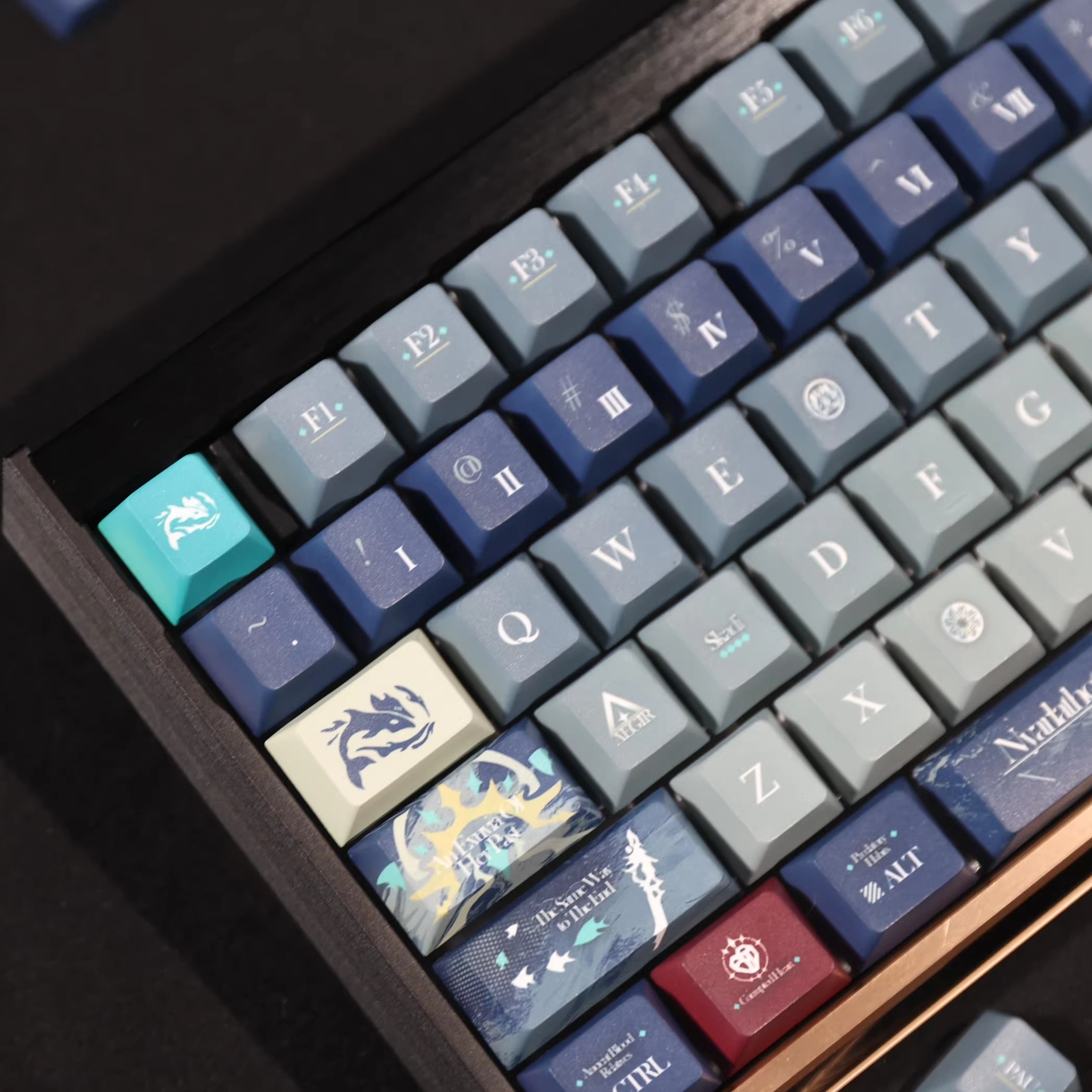 Arknights series,Skadi the Corrupting Hearttheme, custom set personalized keycap series, PBT material, compatible with 61/64/68/75/84/87/104 mechanical keyboard keycap set