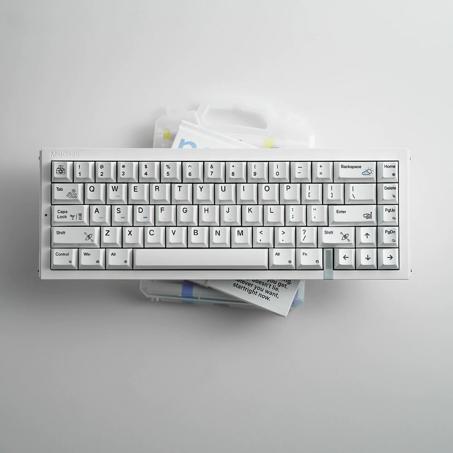 Black/White Holiday Pearl Paint Mechanical Keyboard Keycaps Minimalist Style Decorative Keycaps, PBT Heat Sublimation Original Factory Height, Personalized Keyboard Keycap Set