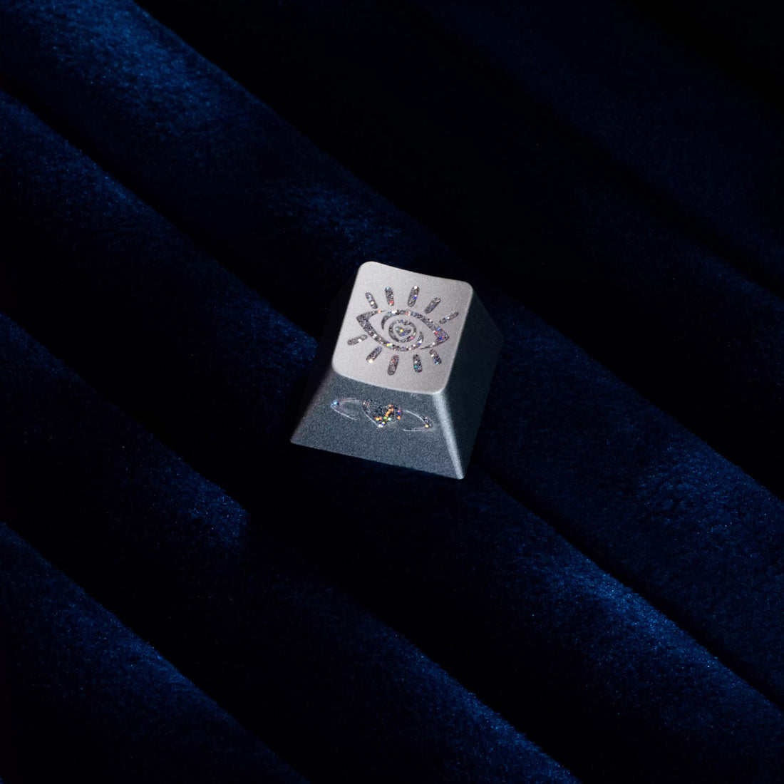 The Eye of Horus aluminum alloy personalized keycaps, enamel colored metal personalized keycaps, mechanical keyboard decorative keycaps