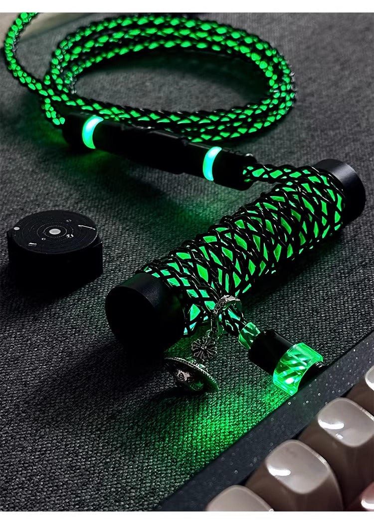 Type-C socket induction magnetic control adjustable light color whole antenna illuminated keyboard aviation plug customized data cable Heichen mechanical keyboard manual data cable