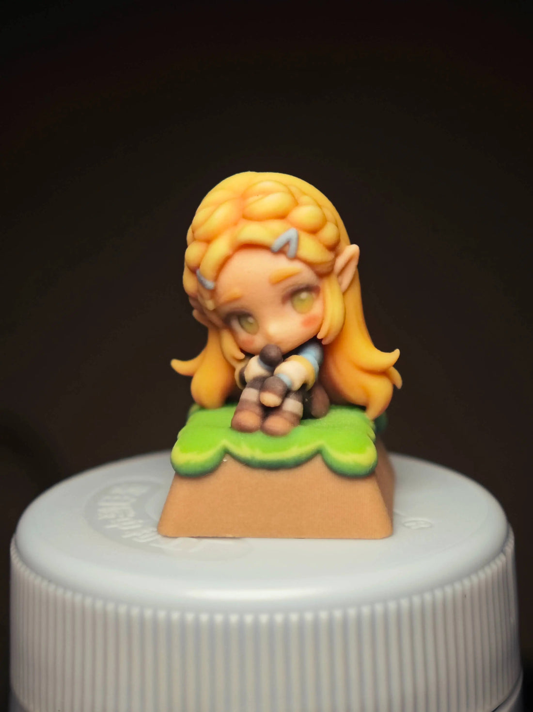 Legend of Zelda Cute Cartoon Version, Link/Princess Zelda, Multi colored resin printing and coloring, three-dimensional modeling, anime, gaming, cultural creativity, personalized keycaps, mechanical keyboard decoration keycaps