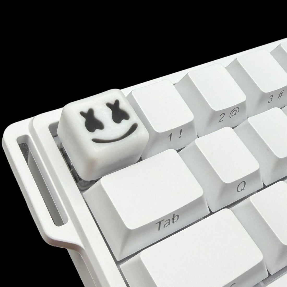 Marshmello marshmallows, personalized keycap customization, handmade creative gift, mechanical keyboard decoration keycaps, trendy cultural creative keycaps