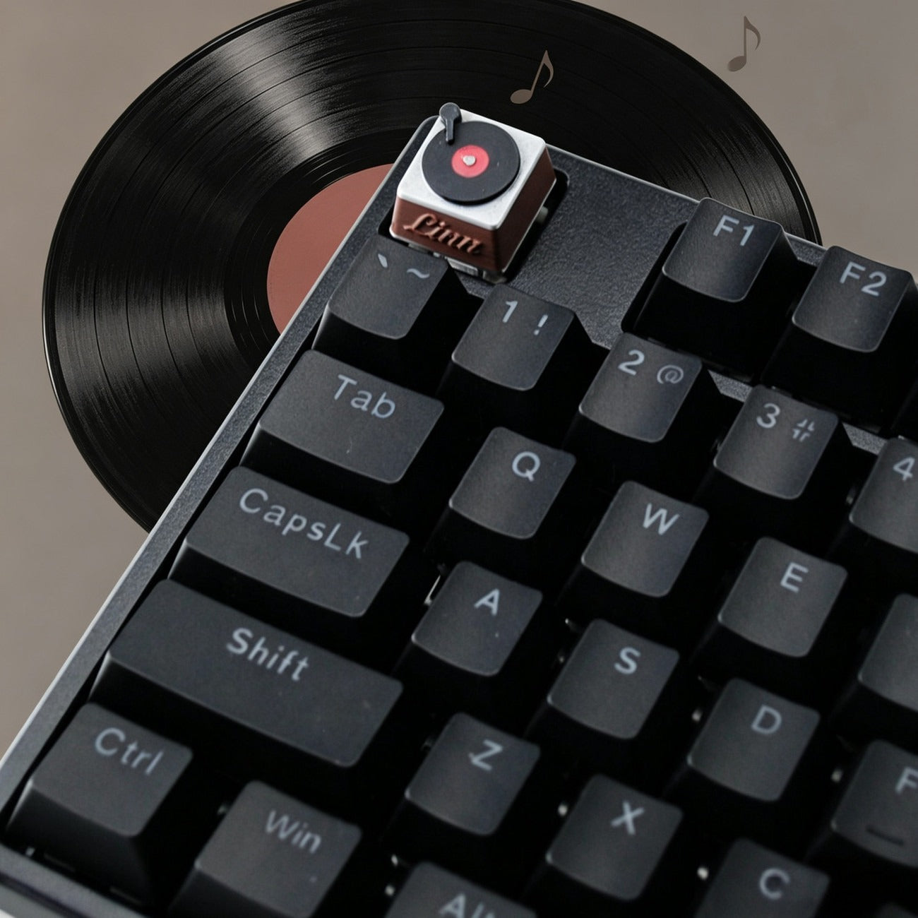 Welfare style, record player, retro vinyl record player, personalized resin printing, mechanical keyboard, 3D keycap, record theme creative ESC keycap